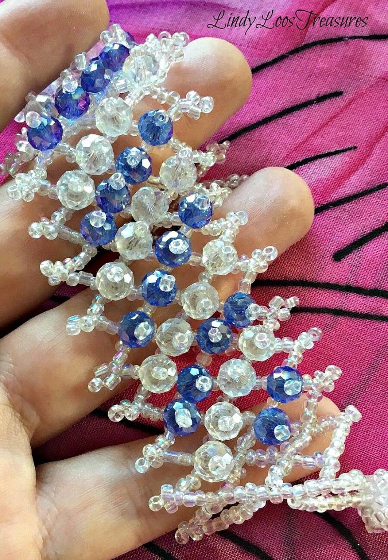 Kristall Brautarmband, Braut Manschettenarmband, Blaues Und Weißes Perlenarmband, Hochzeitsarmband, Handgemachtes Armband von LindyLoosTreasures