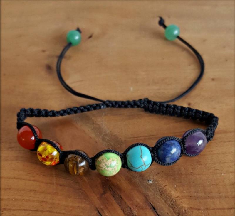 Mehrfarbiges Rundes Achat Armband, Regenbogen Geflochtenes Makramee Perlen Freundschaftsarmband von LindyLoosTreasures
