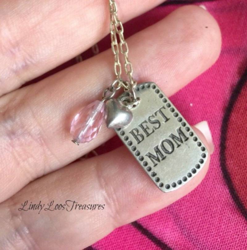 Vintage Silber Beste Mama Dog Tag Anhänger, Weltbeste Halskette, Geschenk Für Mama, Weihnachtsgeschenk von LindyLoosTreasures