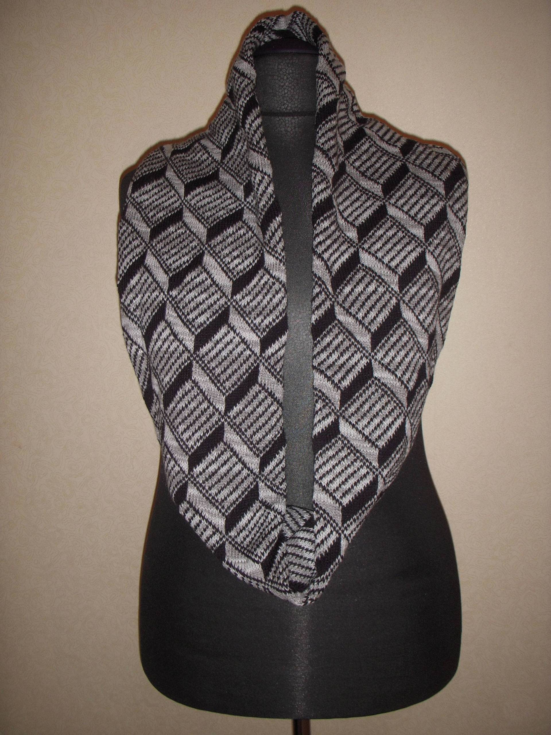 Unendlich Wollschal. Gestreifter Schal. Grobstrick. Extra Warmer Herren Frauen Unisex Geschenk Für Männer von LinenCat