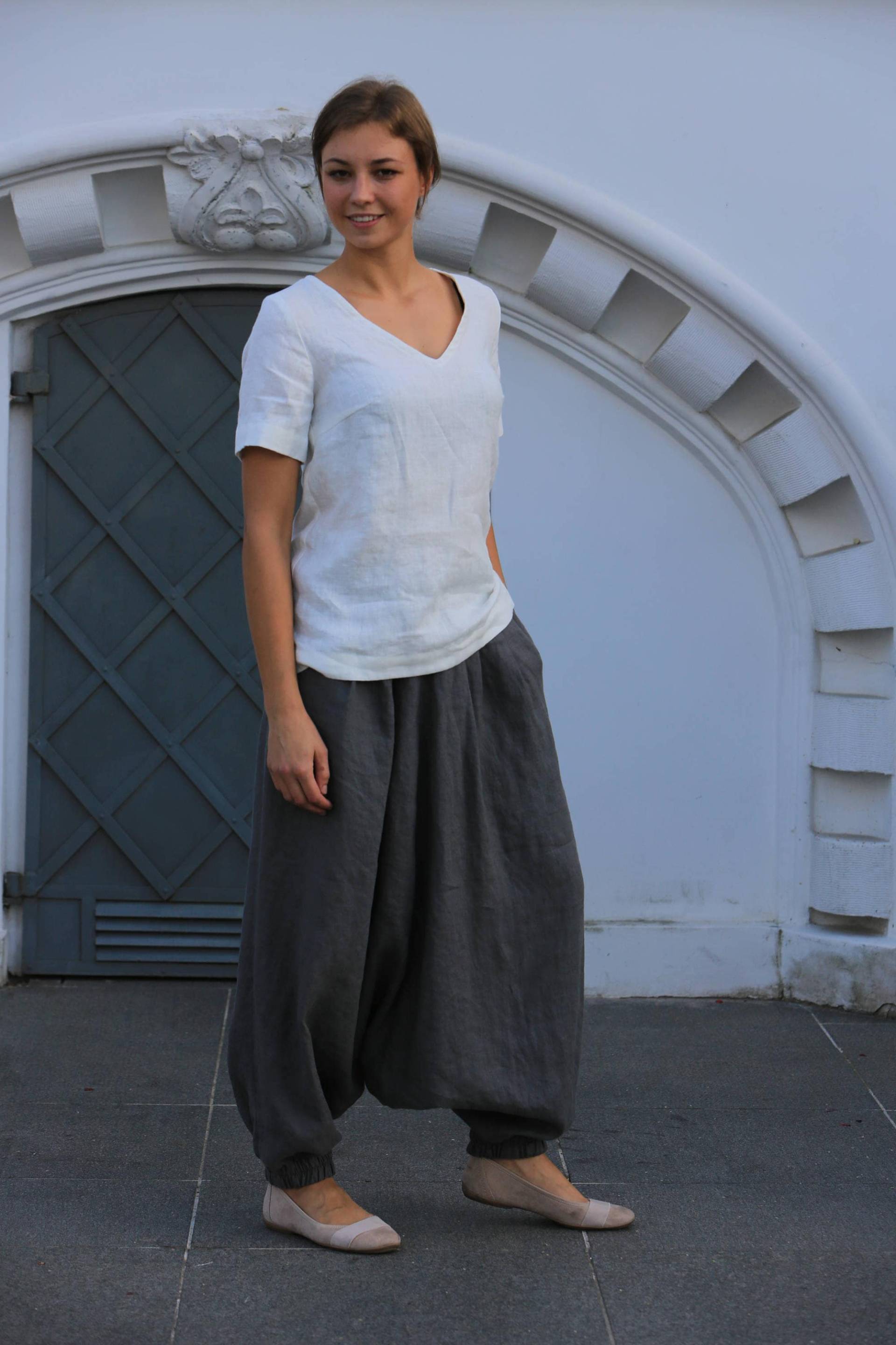 Lockere Leinenhose/Hose Aus Gewaschenem Leinen Haremshose Mit Gummibund Und Taschen Lockere Leinenhose/Hose Aus Gewaschenem Leinen Haremshose Mit Gummibund Und Taschen von LinenCloud