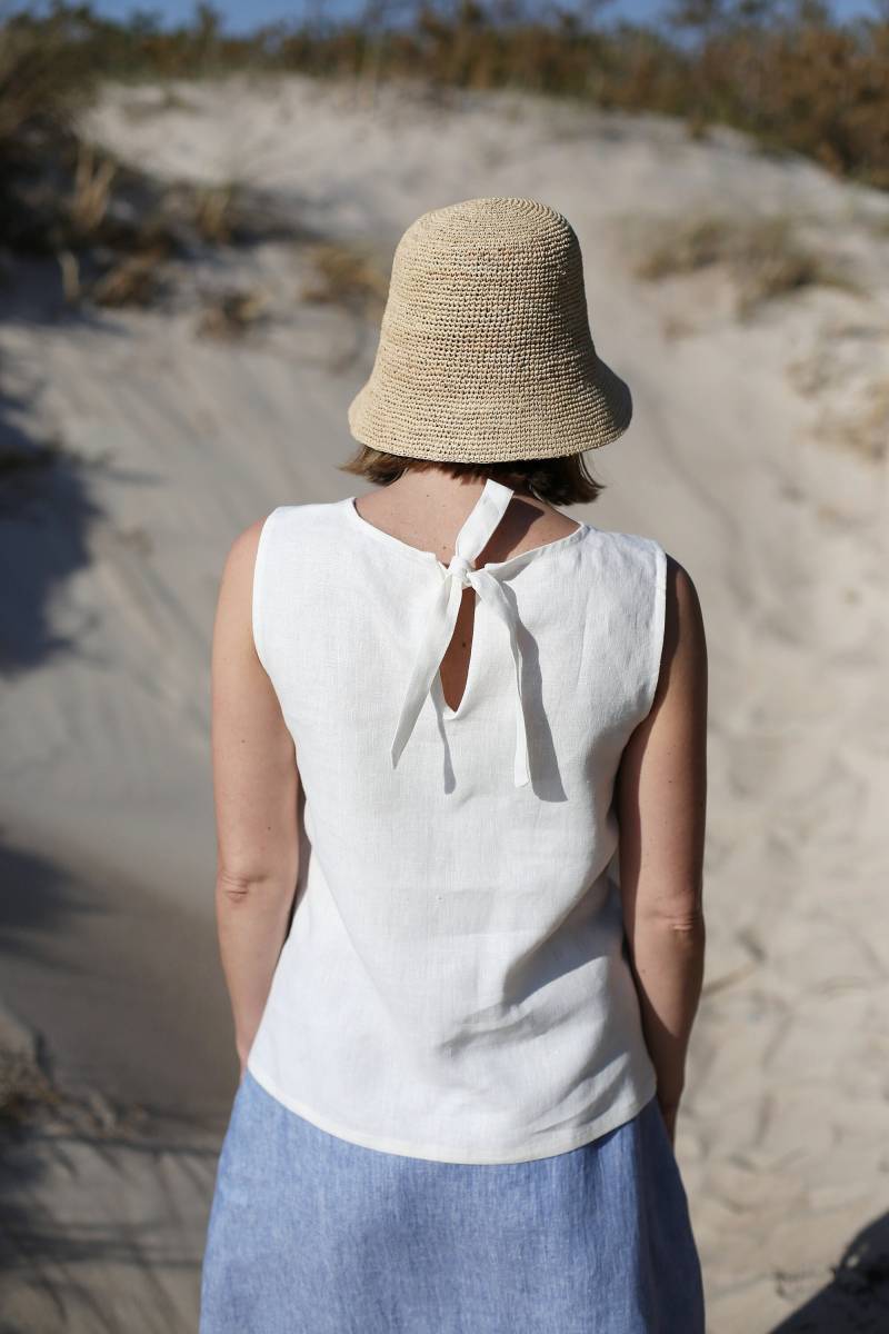 Ärmellose Leinenbluse Mit Schleife. Gewaschenes Weiches Leinen Top. Frauen-Shirt. Lockeres Tank Top Aus Leinen. Weißes Basic. Ärmelloses von LinenSea
