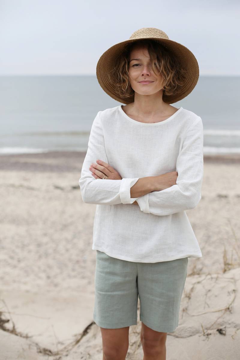 Weiße Leinen Bluse. Langarm Top. Basic Oversized Leinenhemd Mit Lockerer Passform. Handgearbeitetes, Stone Washed von LinenSea