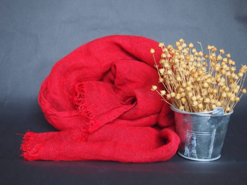 Heller Roter Leinenschal, Leinenfrauen-Accessoires, Leinengeschenk von LinenSence