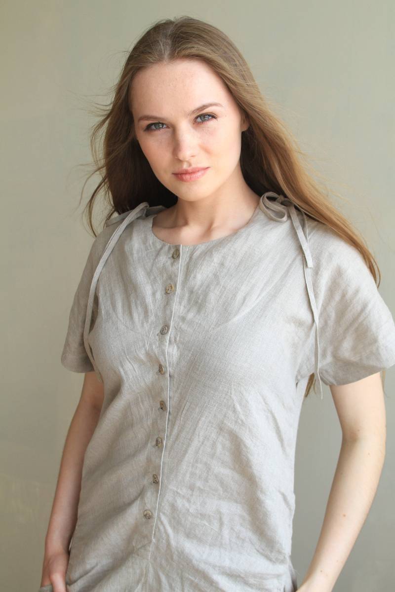 Leinen Overall "Weiße Wolke"/Designer Aus Kurzen Ärmeln Kimono Mit Taschen Knöpfen Vorne Dekorative Krawatten Knöchel-Länge von LinenbirdsDesigns