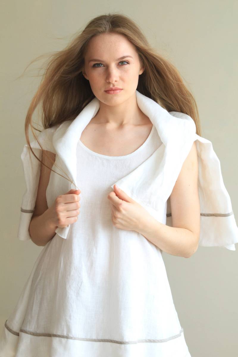 Leinen-Tank "Weiße Wolke" Designer Aus/Trapez-Form Schmeichelhaft Bluse Vorgeschlagen Leinen, Vorgewaschen Leinen-Tank "Weiße Wolke" Designer Aus/Trapez-Form Schmeichelhaft Bluse Vorgeschlagen Leinen, Vorgewaschen von LinenbirdsDesigns