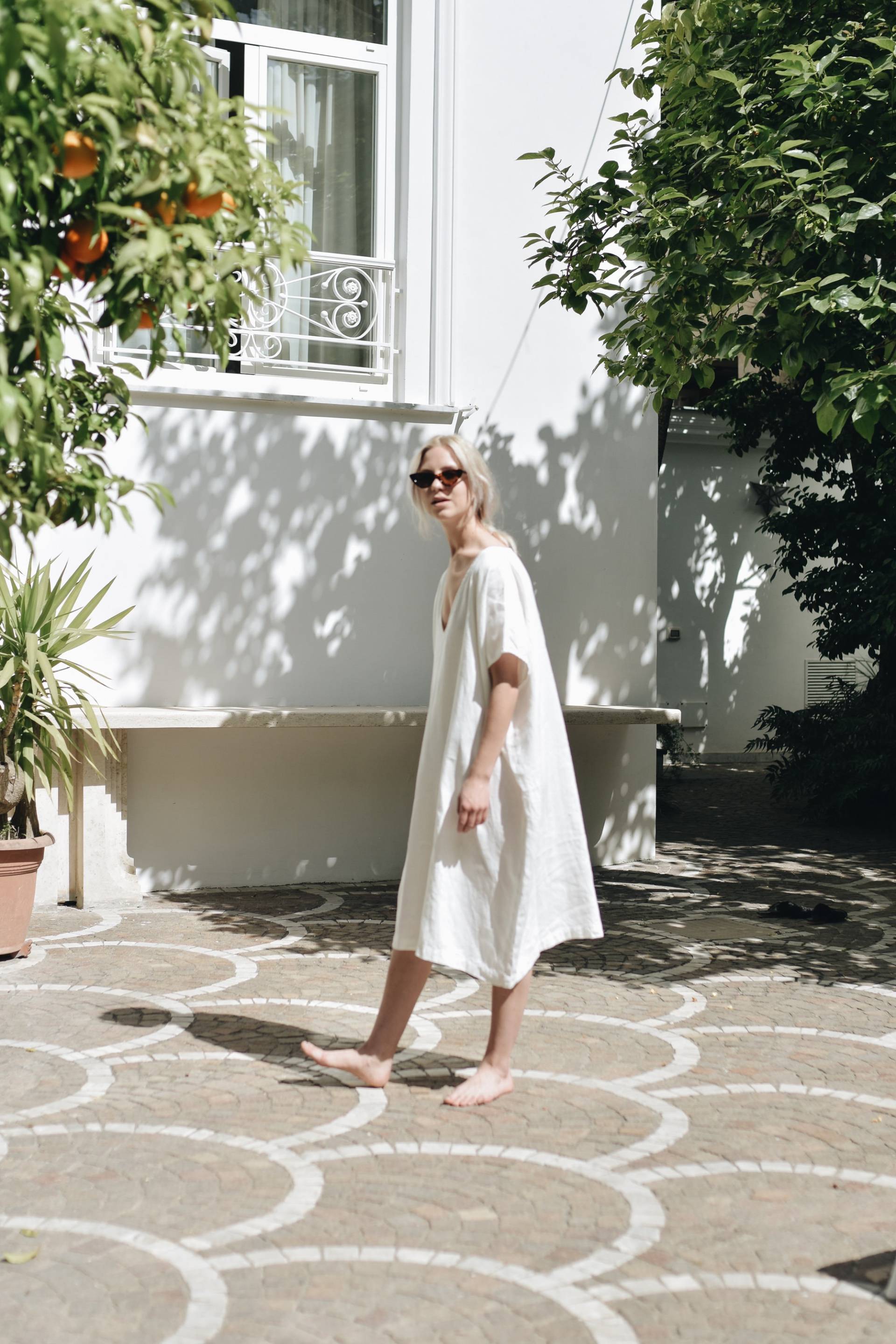 Amalfi Milchig Weißes Kleid - Einheitsgröße Oversized Leinenkleid Sommerkleid Lockeres Weiches von Linenfox