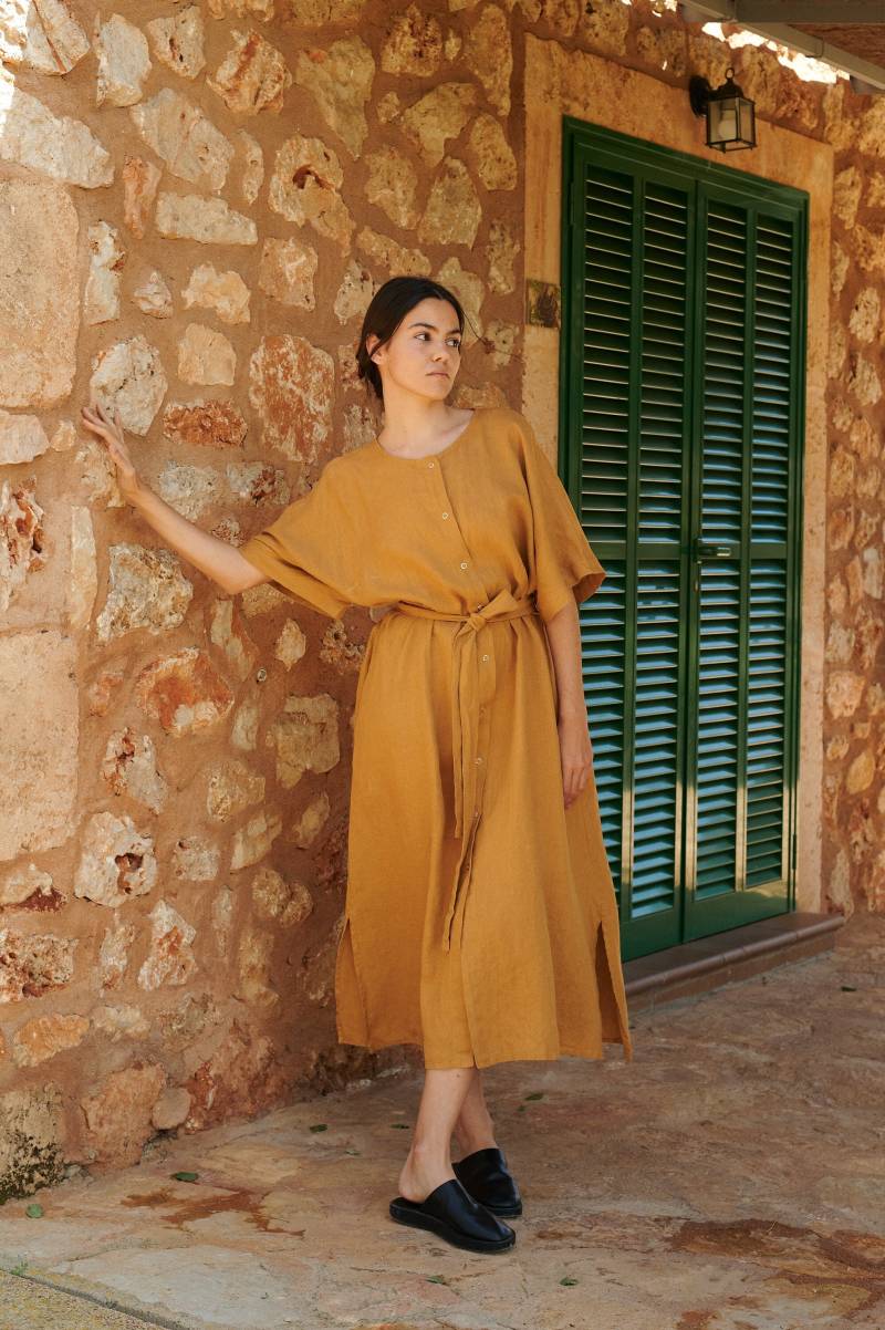 Athiec Kamel Oversized Leinenkleid - Druckknopf Sommer Leinen Tunika Kleid Maxi von Linenfox