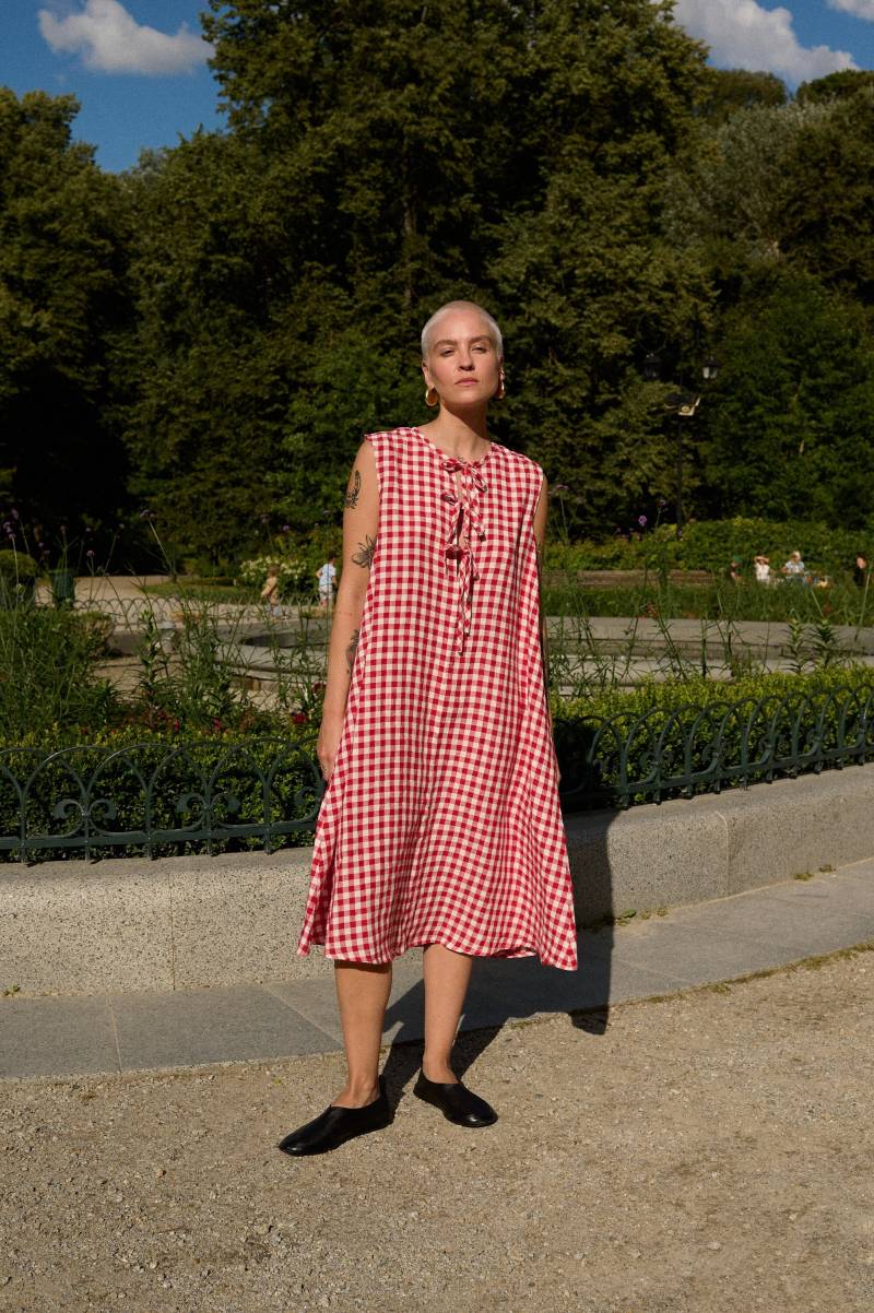 Cara Rotes Vichykarokleid - Ärmelloses Kleid Leinenkleid Oversized -Sommerkleid Midikleid Gerader Schnitt Gingham Leinen von Linenfox