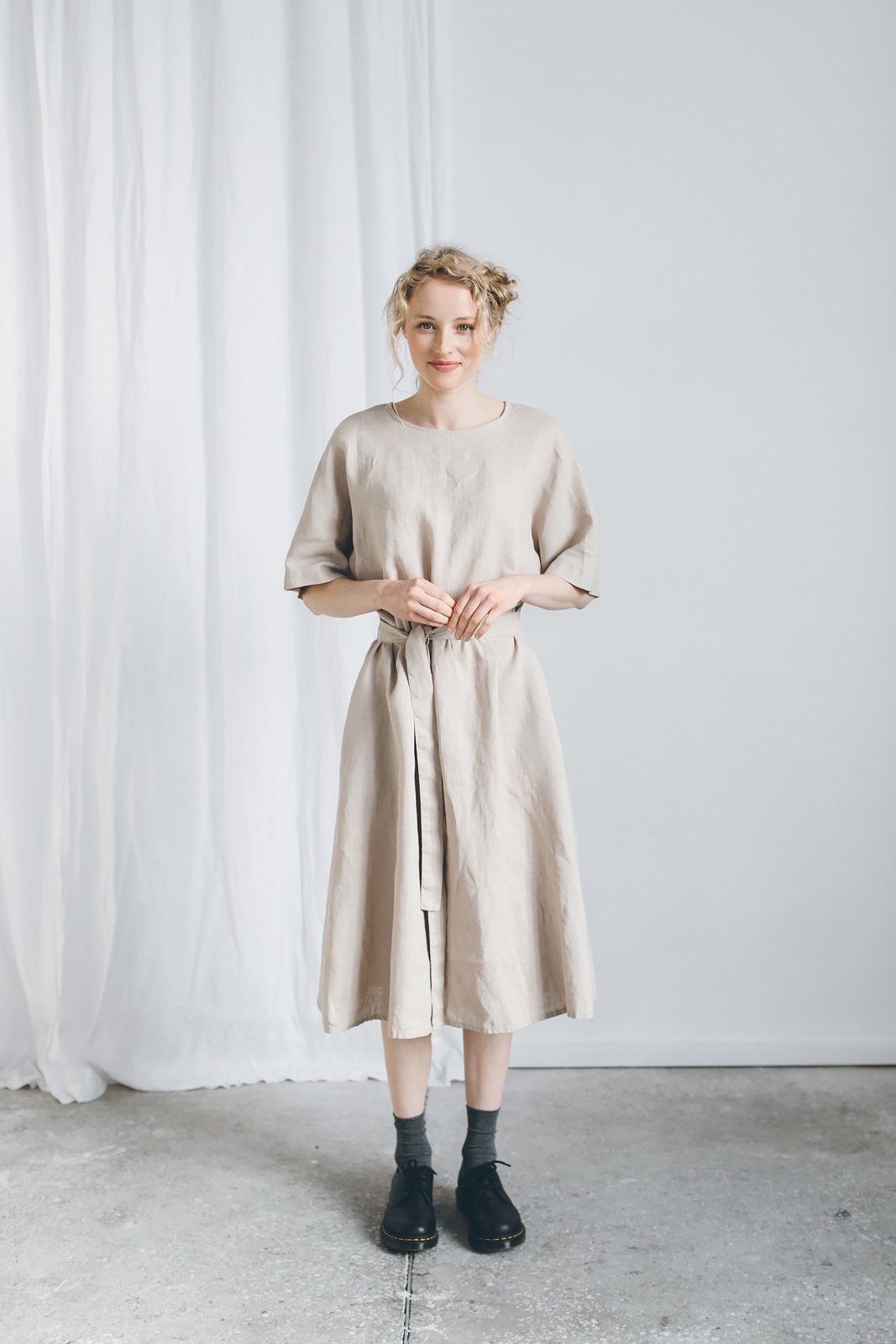 Ellen Beiges Kleid - Lockeres Leinenkleid Oversized Sommerkleid Langes von Linenfox