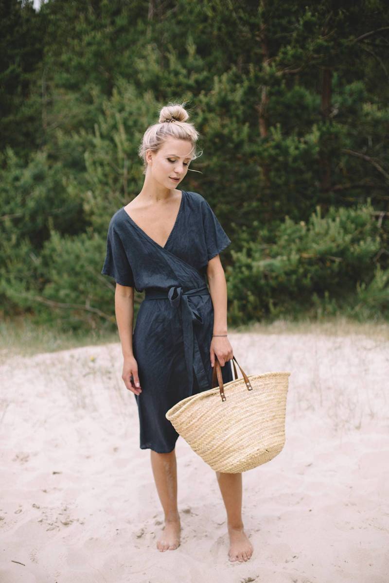 Lockeres Wickelkleid Aus Leinen - Umstandskleid Leinenkleid Graphitgraues von Linenfox