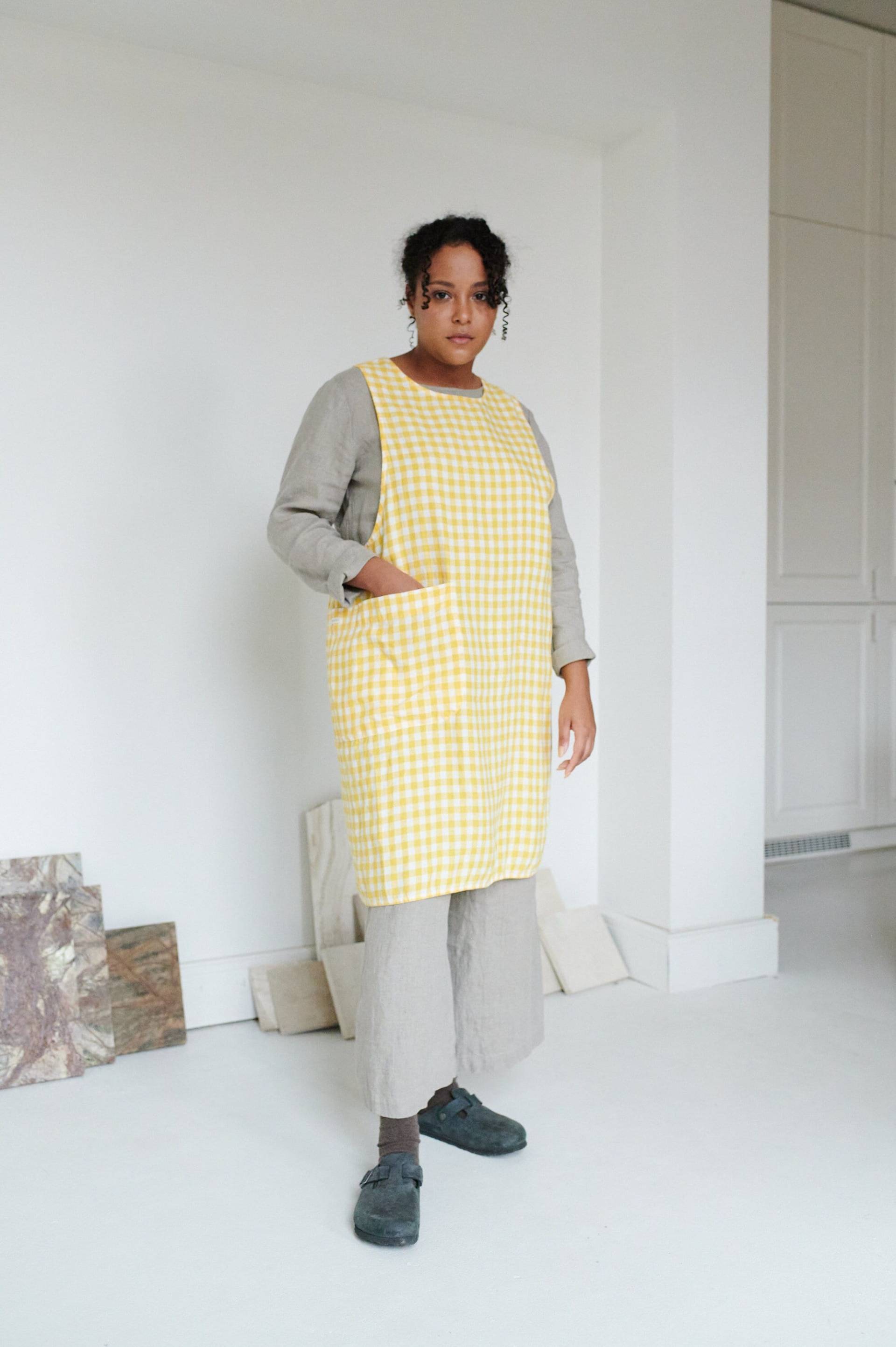 Rita Gelbe Gingham-Schürze - Pinafore-Schürze Gingham-Leinenschürze Schürze Rita Gelbe Gingham-Schürze - Pinafore-Schürze Gingham-Leinenschürze Schürze von Linenfox
