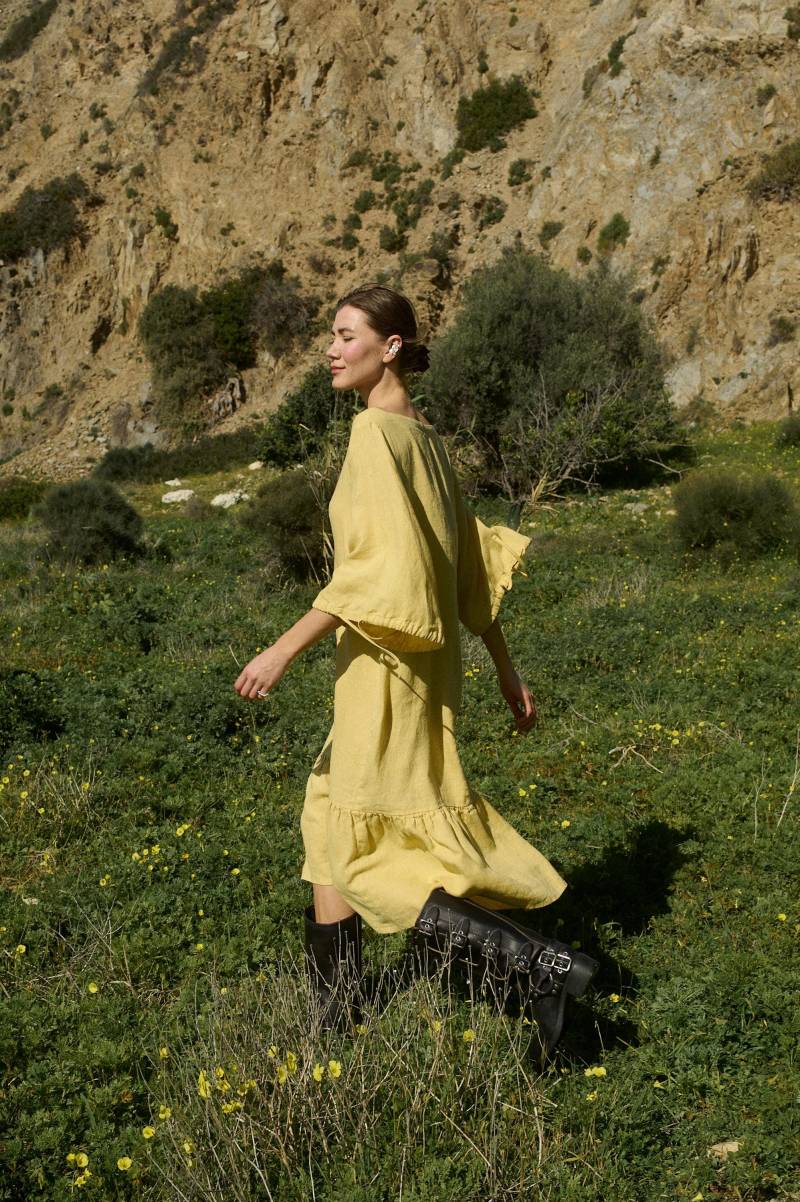 Vilte Butter Leinenkleid - Rüschenrock Sommerkleid Oversized Schicke Weiches Leinenkleid-Weite Ärmel von Linenfox