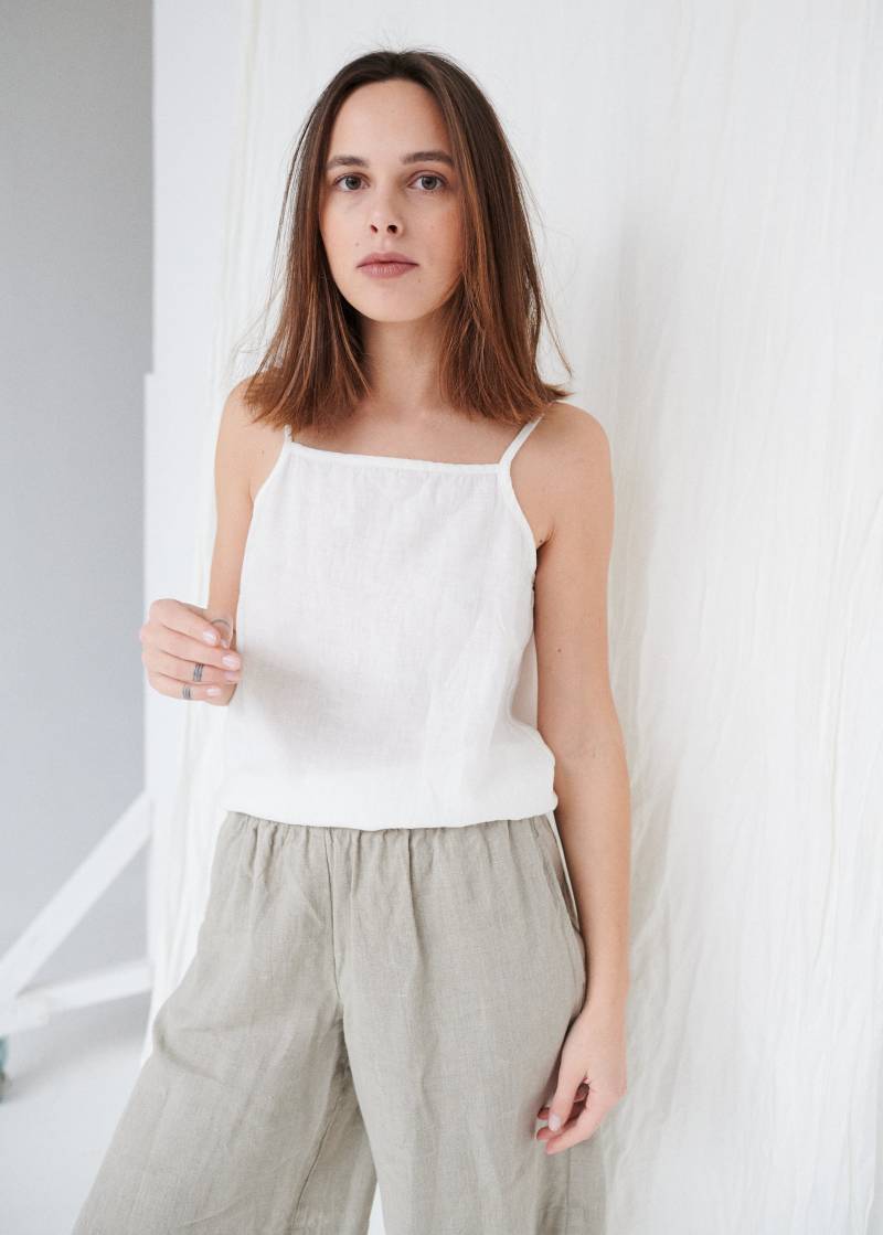 stella Milky White Top - Leinen Bluse Basic Spaghetti-Träger von Linenfox