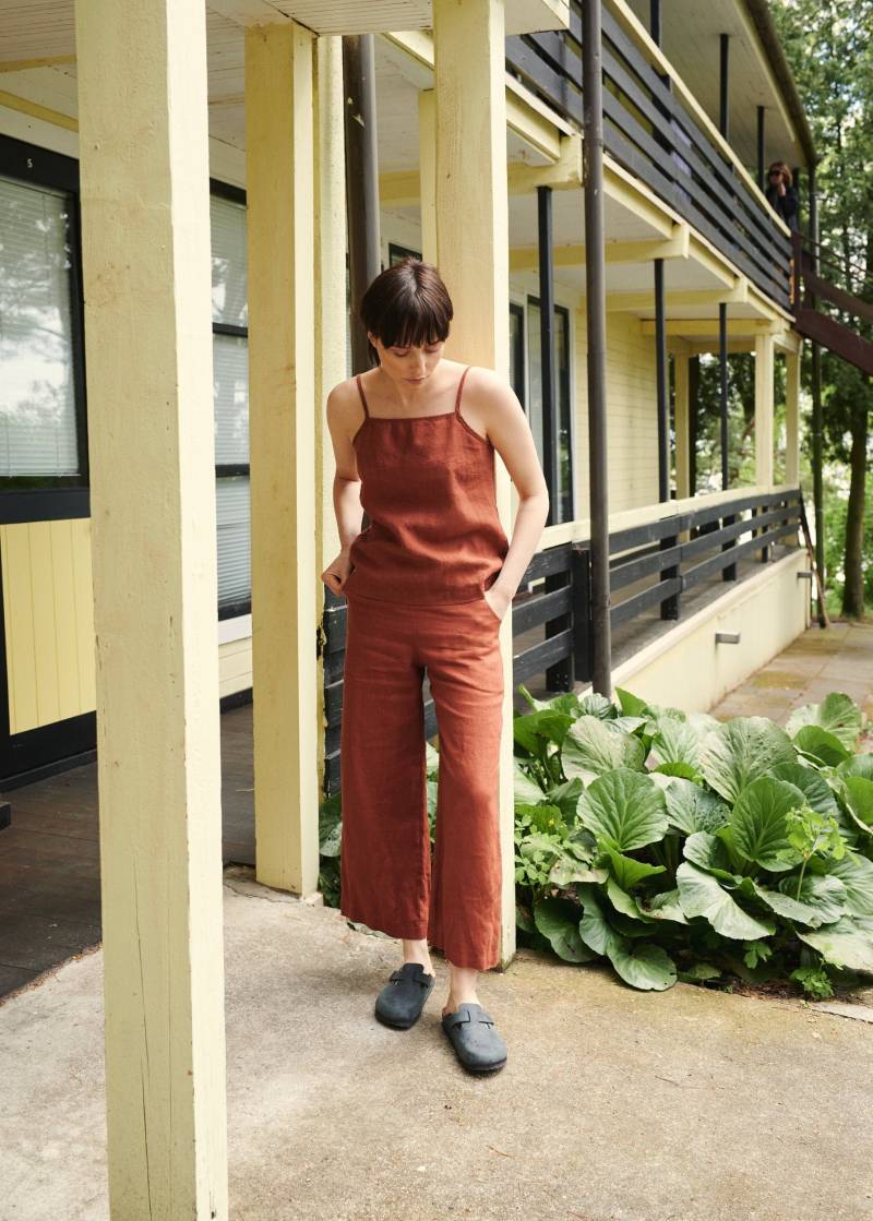 stella Terrakotta Top - Leinen Bluse Basic Spaghetti-Träger von Linenfox