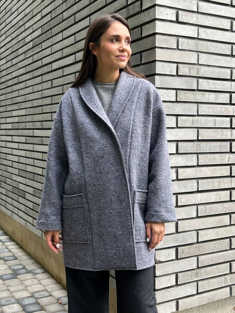 Damen Woll-Strickjacke, Pullover Mantel, Herbstmantel, Kimono Mantel Strickjacke, Leichte Graue Übergroße Wickel-Strickjacke, Boho-Strickjacke Sylva von Linenlara
