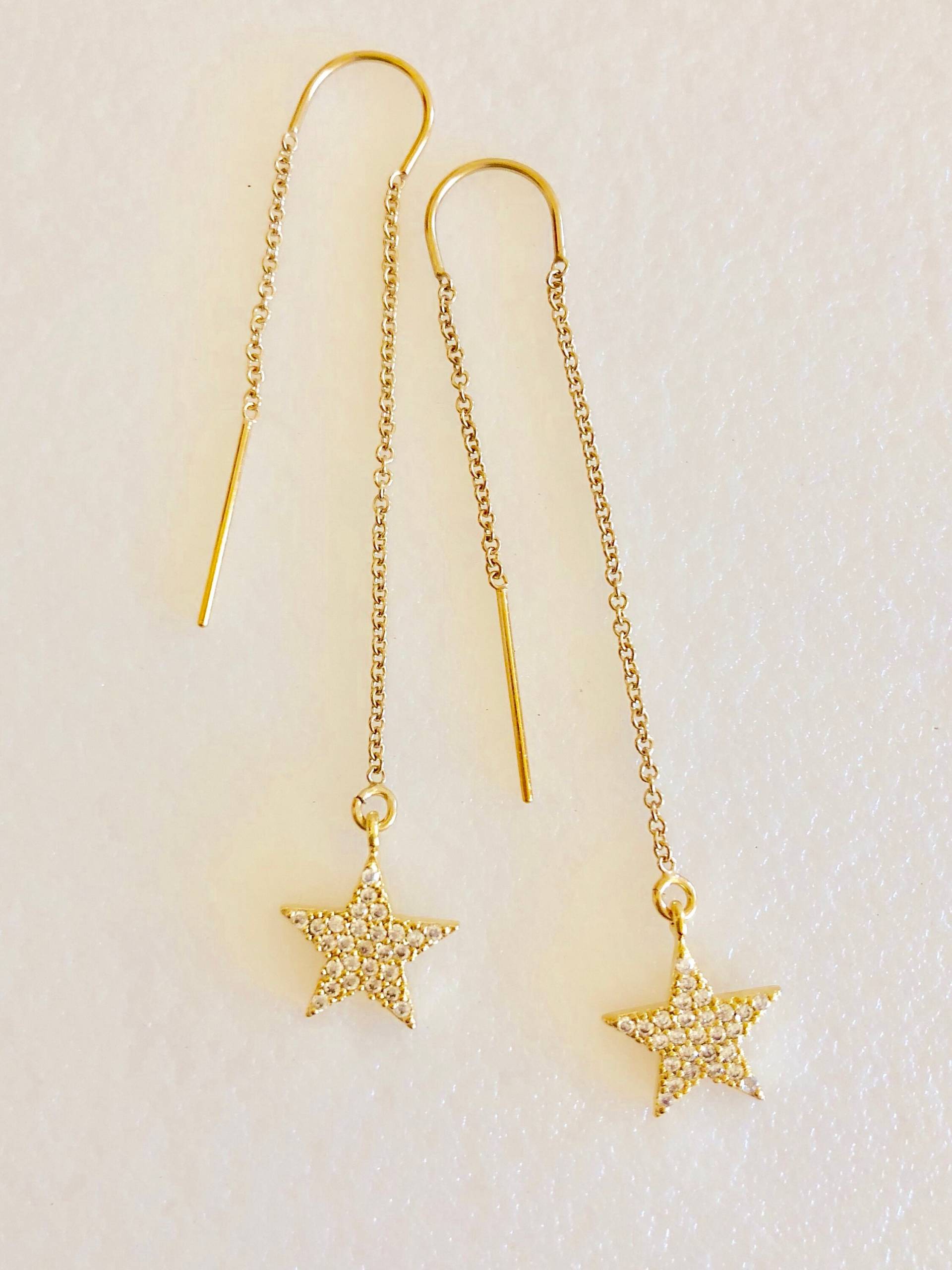 Gold Stern Einfädler Ohrringe, Zirkonia 14K Fill Einfädler, Zierliche Weihnachtsohrringe von Linettesjewelrychest