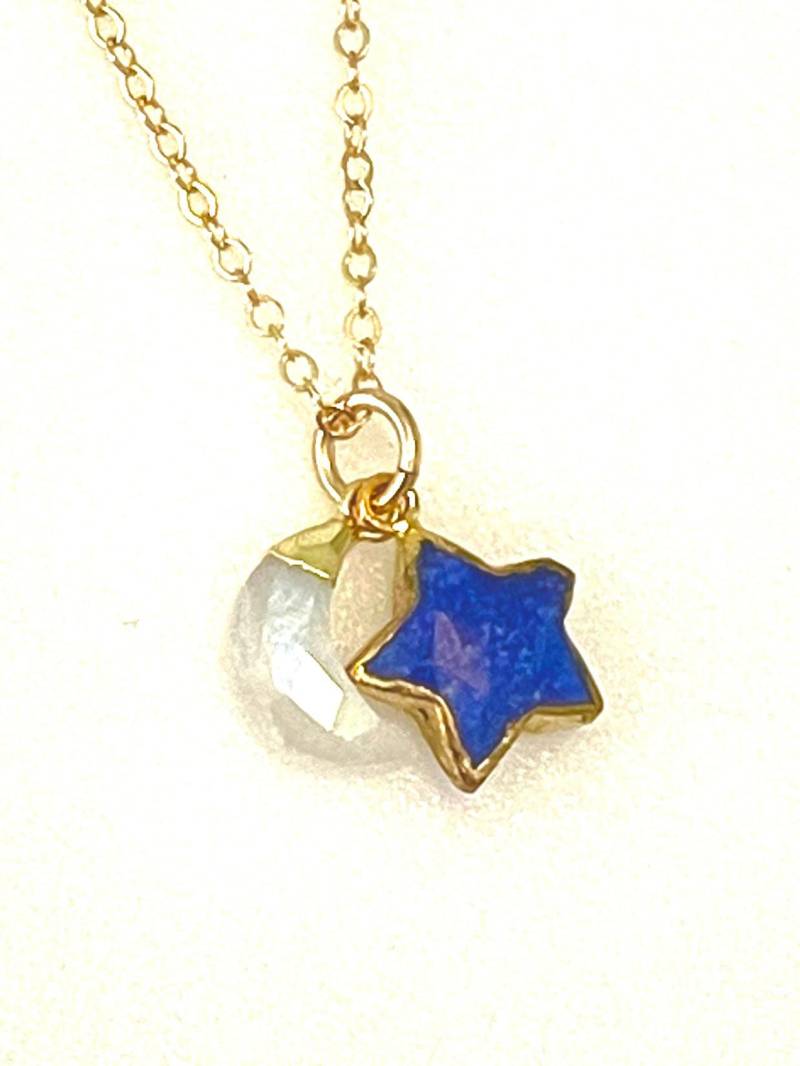 Lapis Lazuli Stern Und Mondstein Halbmond Halskette, Zierlicher Blauer Stern, Regenbogen Mond, Gold Galvanisiert, Fill von Linettesjewelrychest