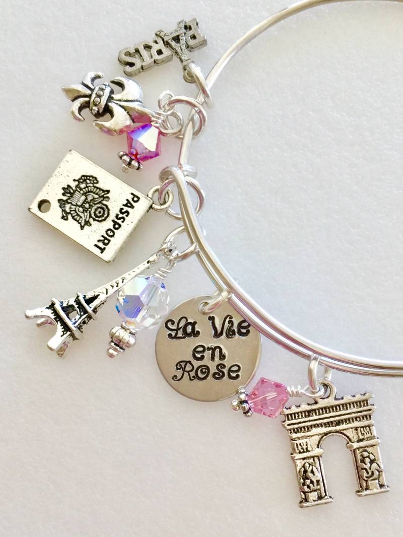 "Paris Armreif Armband "La Vie En Rose", Paris Souvenir, Bettelarmband, Reise, Liebhaber, Rosa Swarovski Elements, Silber." von Linettesjewelrychest