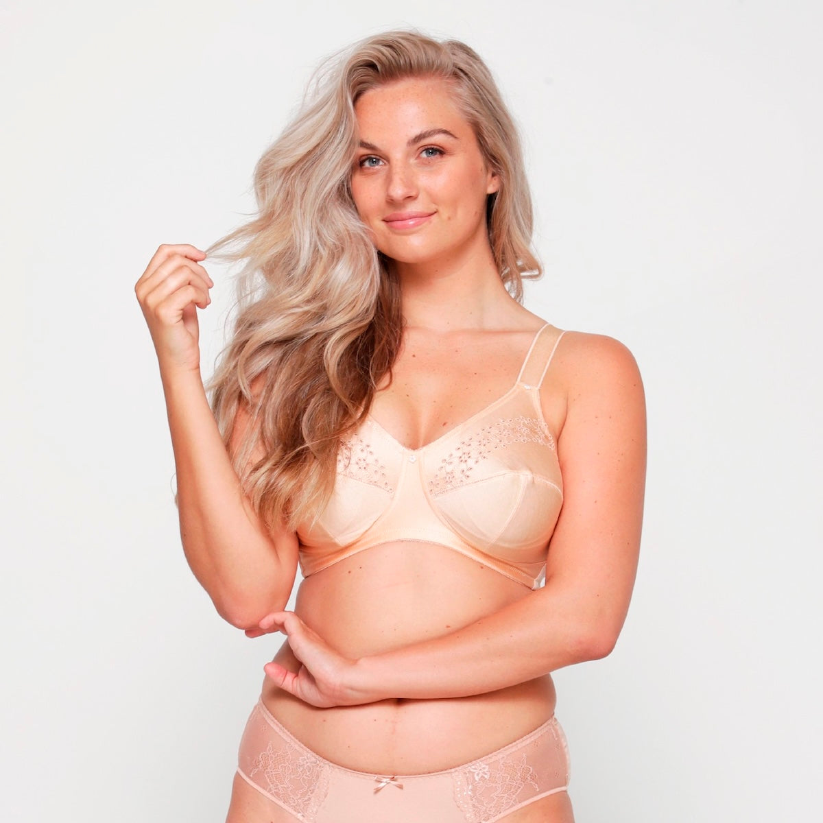 LingaDore Lisette BH ohne Bügel, Nude, Größe: 80D, Damen LingaDore Lisette BH ohne Bügel, Nude, Größe: 80D, Damen von LingaDore