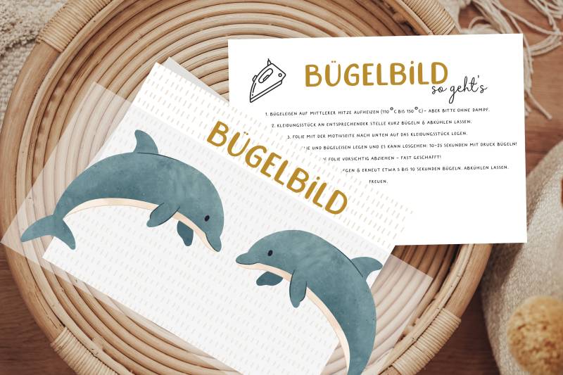 Bügelbild Delfinfreunde Delfin Duo Meerestiere Aufbügler Patch von Lingerei