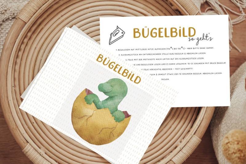 Bügelbild Dino-Ei Dinosaurier Dinos Aufbügler Patch von Lingerei