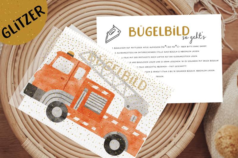 Glitzer Bügelbild Feuerwehr Auto Geburtstagsshirt Adventskalender von Lingerei