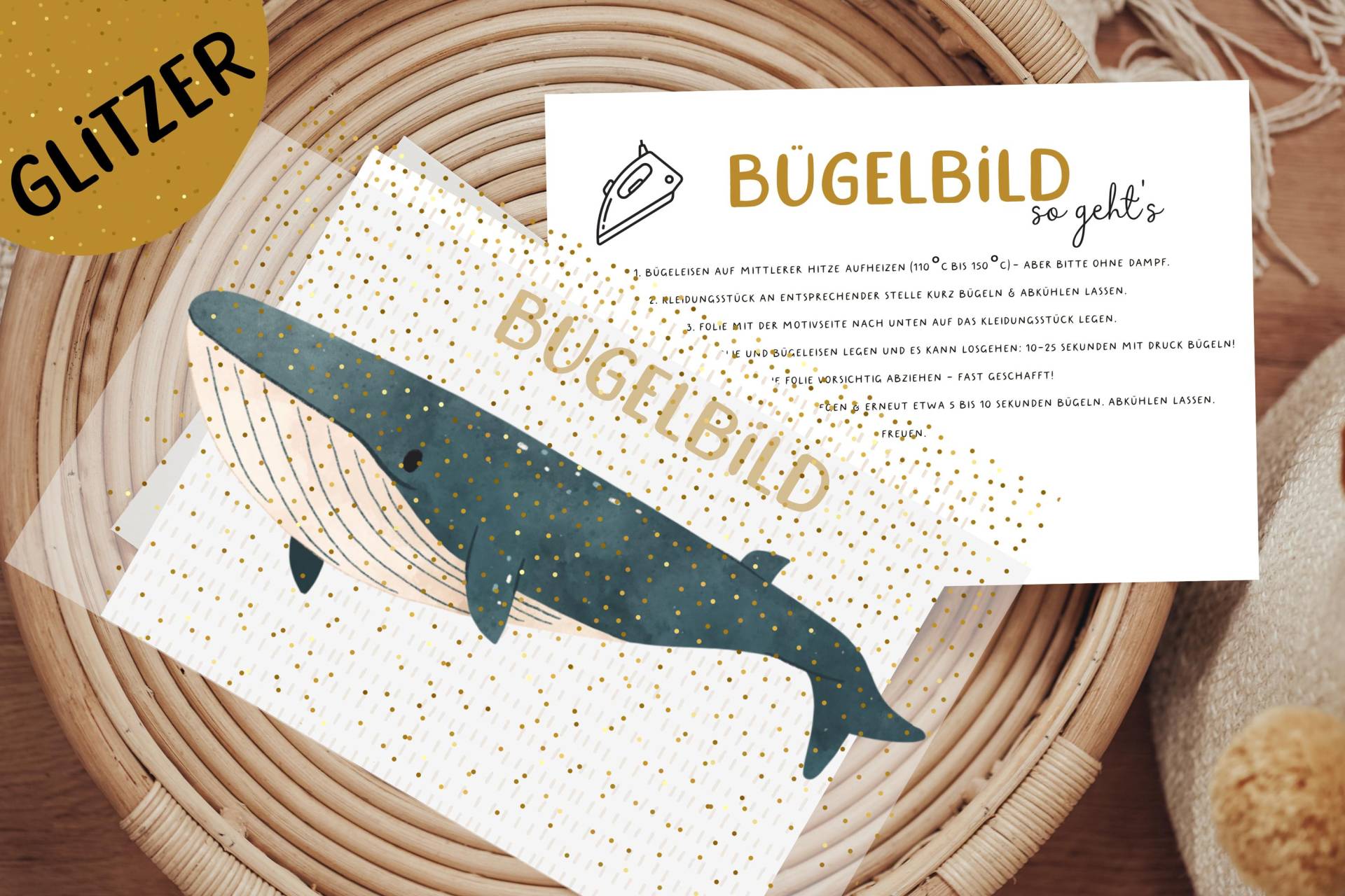 Glitzer Bügelbild Freundlicher Wal Blauwal Geburtstagsshirt Adventskalender von Lingerei