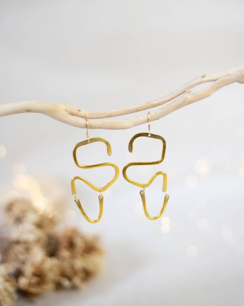 Das Unerwartete/Goldene Ohrringe Das Unerwartete/Goldene Ohrringe von Liniata