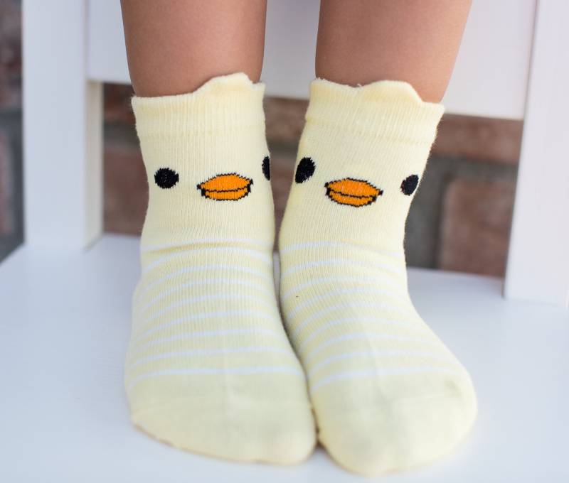 Yuri Der Gelbe Vogel von LinkedSocks