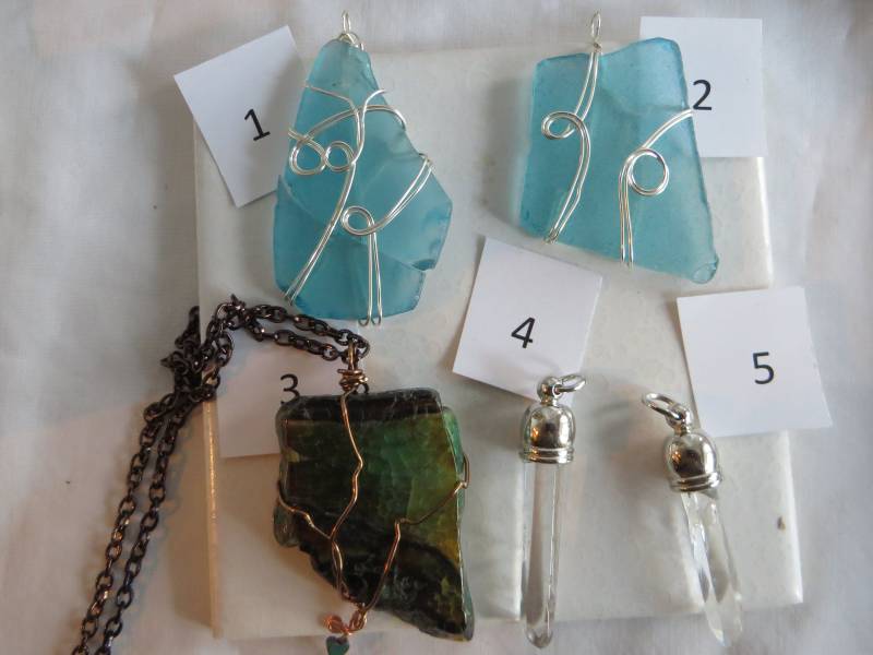 Halsketten, Meer Glas, Grüner Jaspis, Kristall, Halskette, Draht Gewickelt von LinsFinalTouch