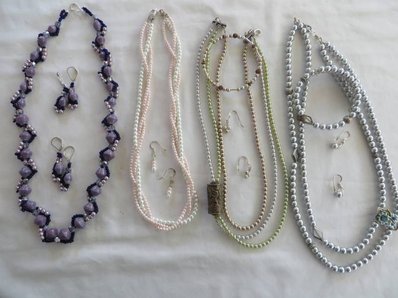 Vielzahl Von Passenden Halsketten Und Ohrring Sets, Halskette, Ohrringe, Armband von LinsFinalTouch