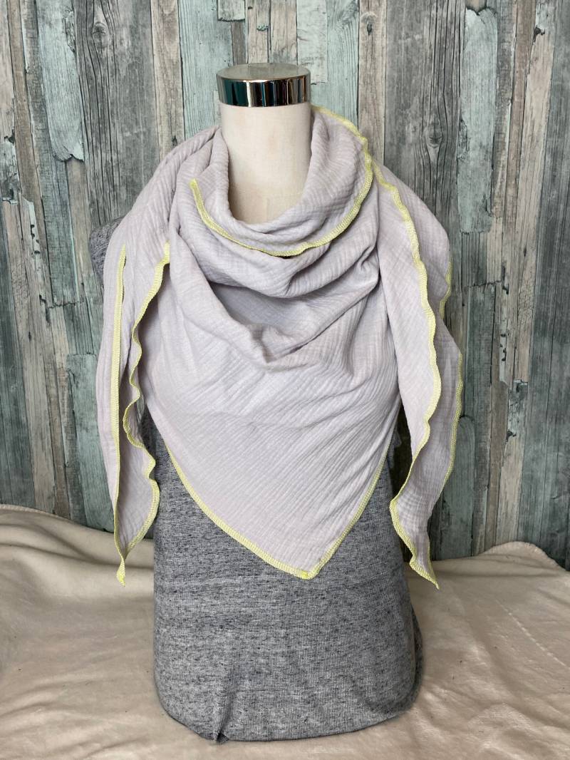 Dreieckstuch Halstuch Damen Xxl Aus Musselin"Grau" Musselin Wickelschal Tuch Handmade Schal Sommertuch Einlagig von Liolinos