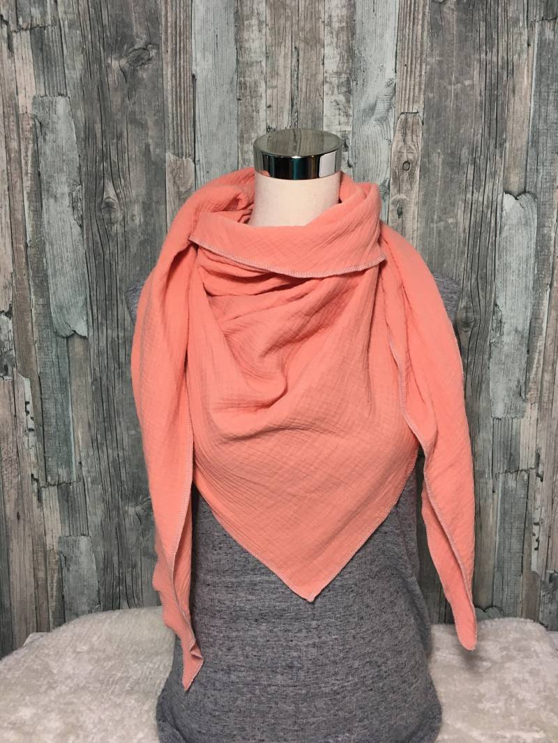 Dreieckstuch Halstuch Damen Xxl Aus Musselin"Lachs" Musselin Wickelschal Tuch Handmade Schal Einlagig von Liolinos