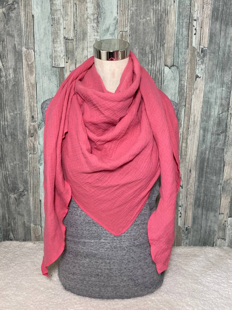 Musselin Dreieckstuch Xxl"Himbeere" Halstuch Wickelschal Tuch Handmade Schal Sommertuch Einlagig von Liolinos