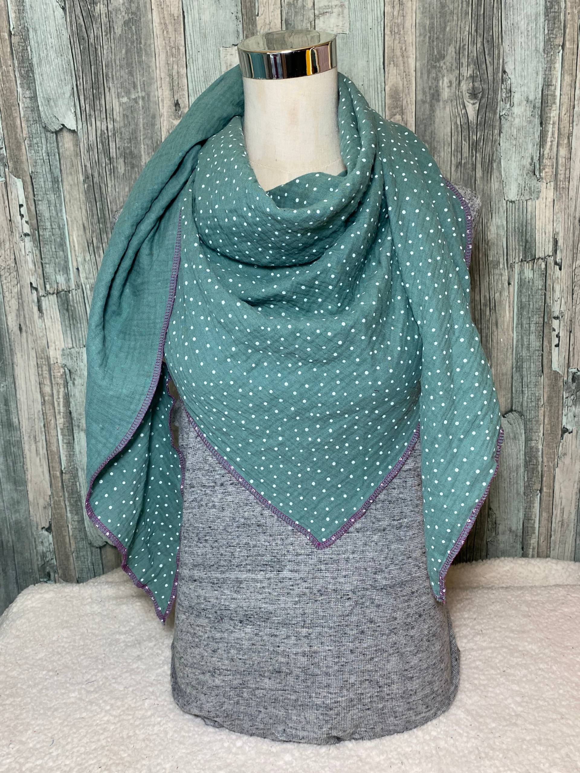 Musselin Halstuch Xxl "Grün Mit Punkten/ Tupfen " Wickelschal Tuch Handmade Schal Einlagig Musselin Halstuch Xxl "Grün Mit Punkten/ Tupfen " Wickelschal Tuch Handmade Schal Einlagig von Liolinos