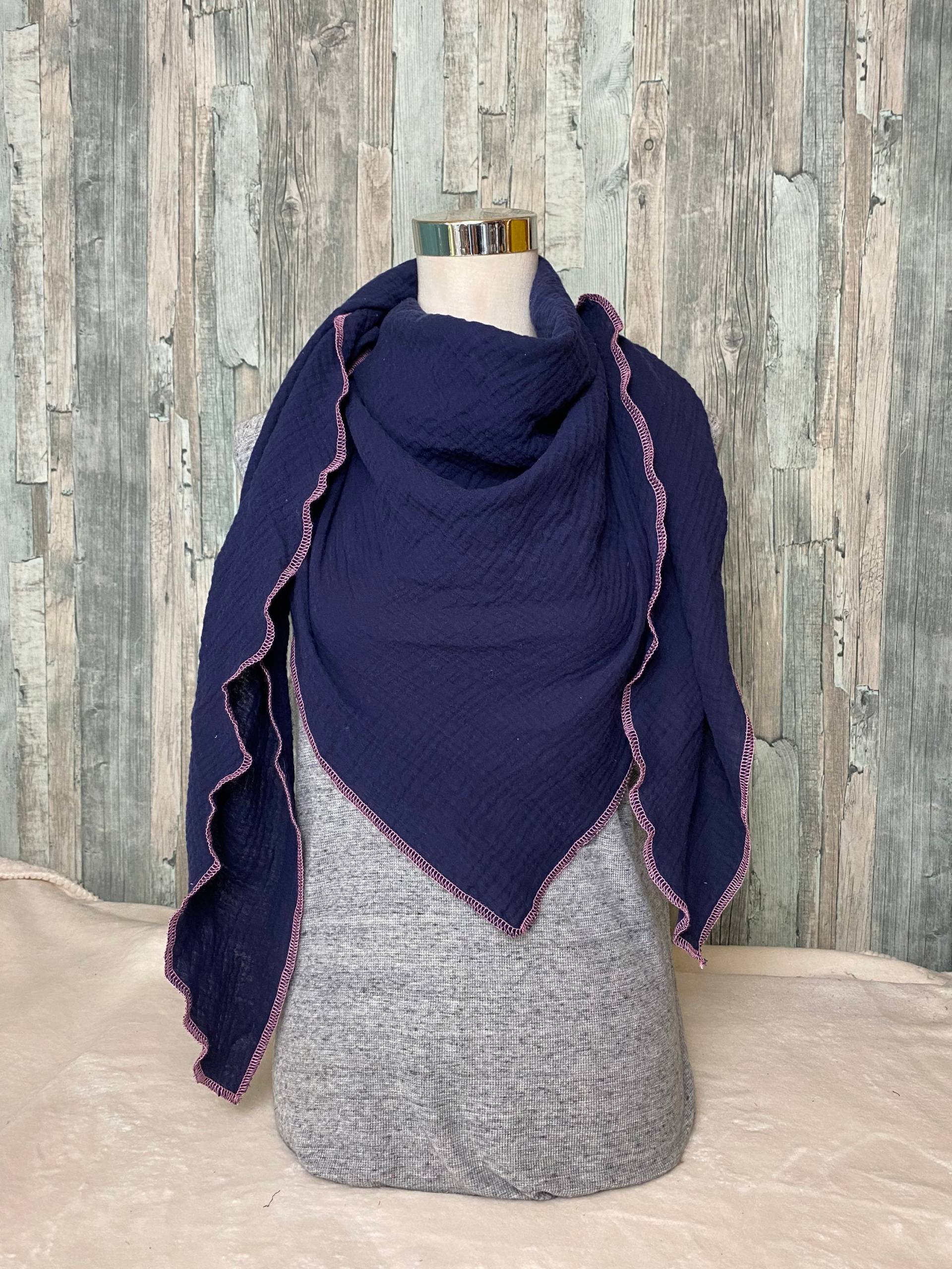 Musselin Schal Dreieckstuch Halstuch Dunkelblau "Dunkelblau" Wickelschal Tuch Handmade Einlagig von Liolinos