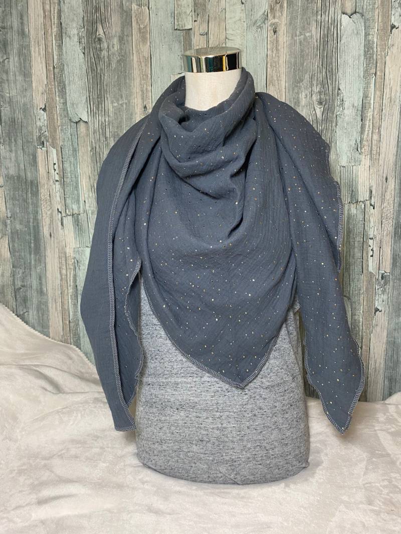 Musselintuch Dreieckstuch Grau Gold Tupfen Punkte " Musselin Wickelschal Tuch Handmade Schal Einlagig von Liolinos