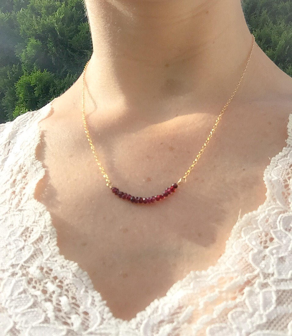 Schichtung Geburtsstein, Einfache Birthstone Halskette, Zarte Gold Mutter Geburtsstein Kette, 14 Kt Füllen Schichtung Geburtsstein, Einfache Birthstone Halskette, Zarte Gold Mutter Geburtsstein Kette, 14 Kt Füllen von LionTideJewelry