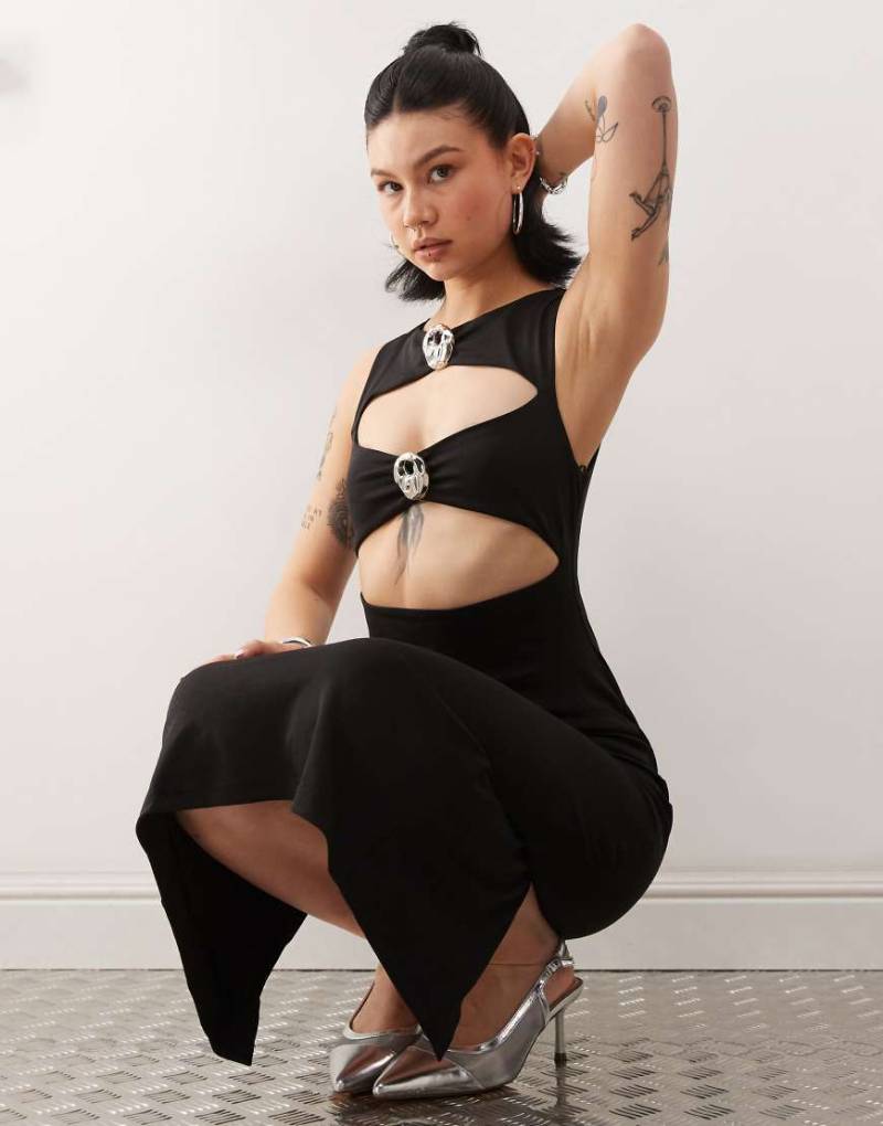 Lioness - Ärmelloses Midikleid in Schwarz mit Zierausschnitten vorne und Metalldetails von Lioness