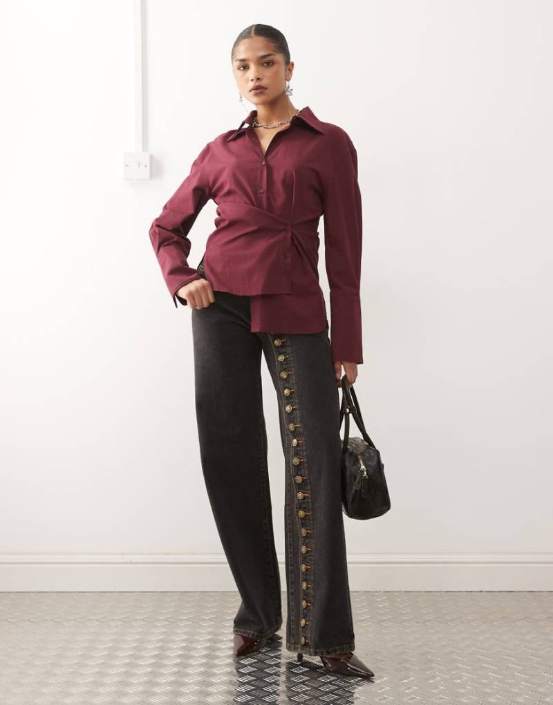 Lioness - Penny - Jeans in Onyx mit weitem Bein und asymmetrischem Knopfdetail, Kombiteil-Schwarz von Lioness