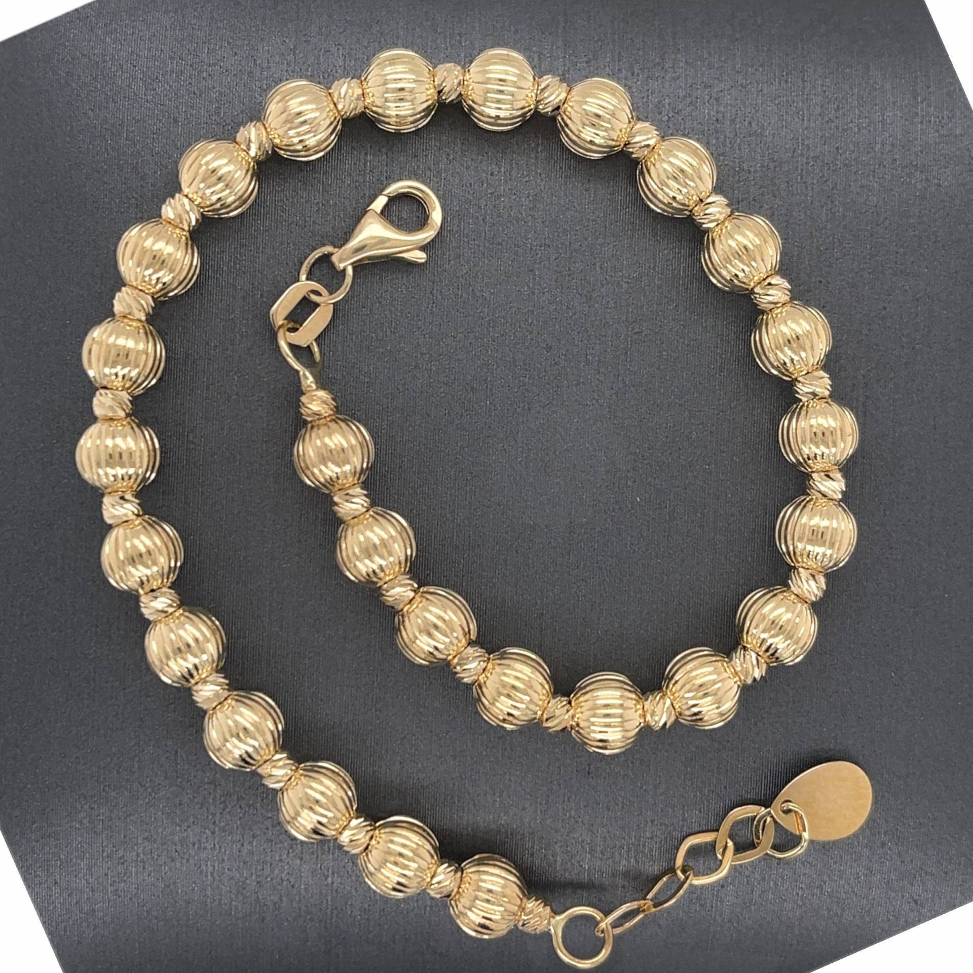 14K Solid Gold, Kleine Und Große Diamantschliff Perlenarmband von Lionheartjewelers