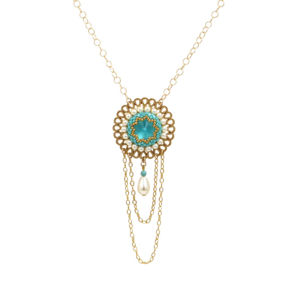Lange Halskette Mit Perlen Und Türkis Kristallen von LioraBJewelry