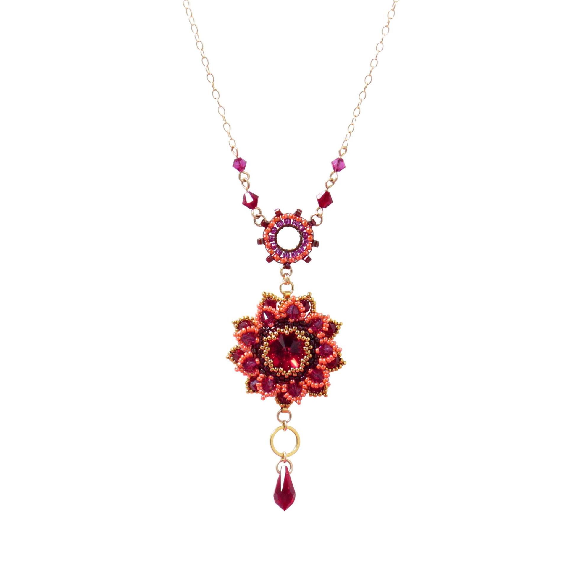 Lange Rote Blume Halskette, Anhänger Halskette Gold, Swarovski Kristall Tropfen Handgemachte Mode-Halskette Für Frauen von LioraBJewelry