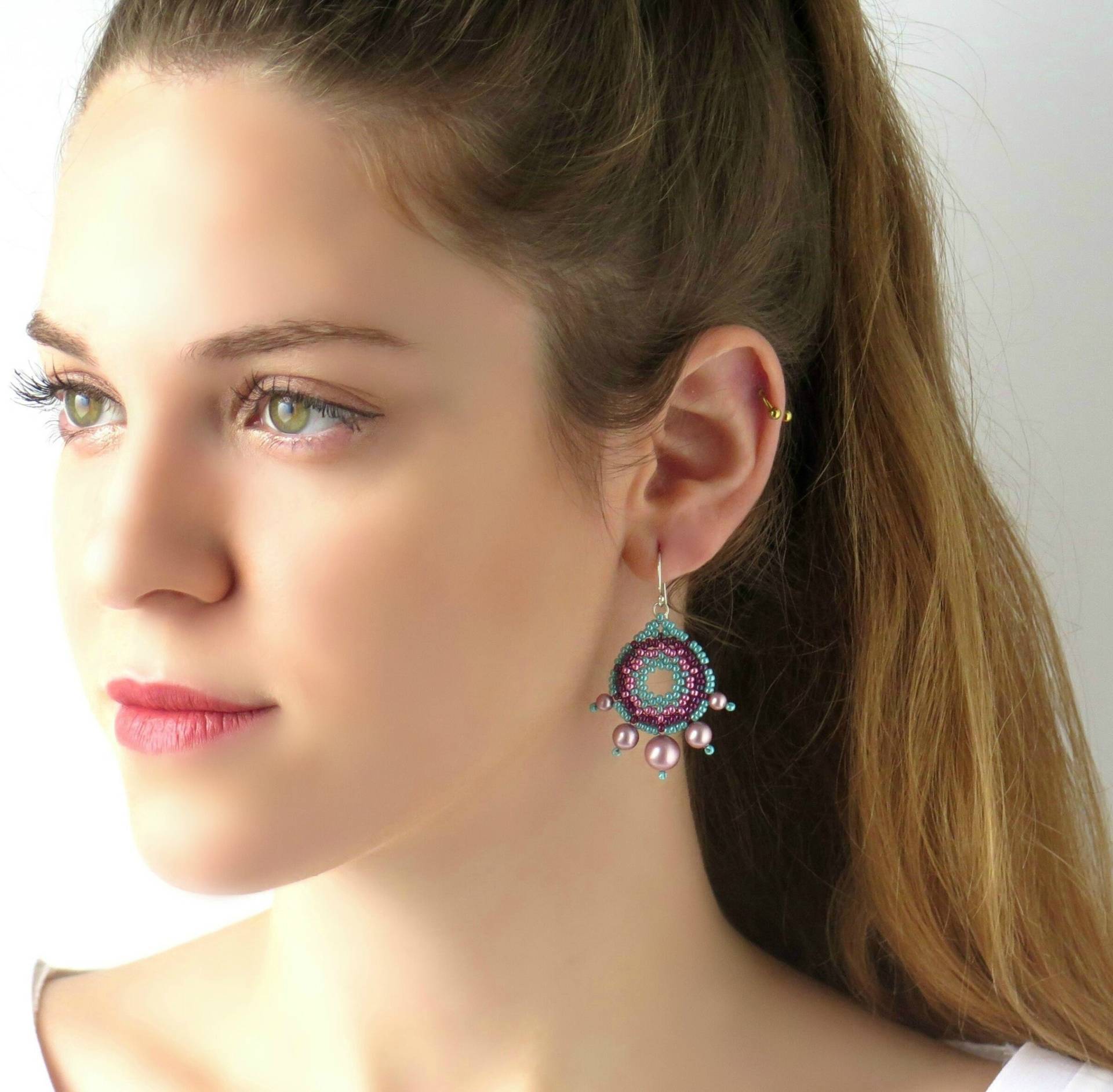 Ohrrhänge Mit Swarovski Kristall, Blaue Ohrringe von LioraBJewelry