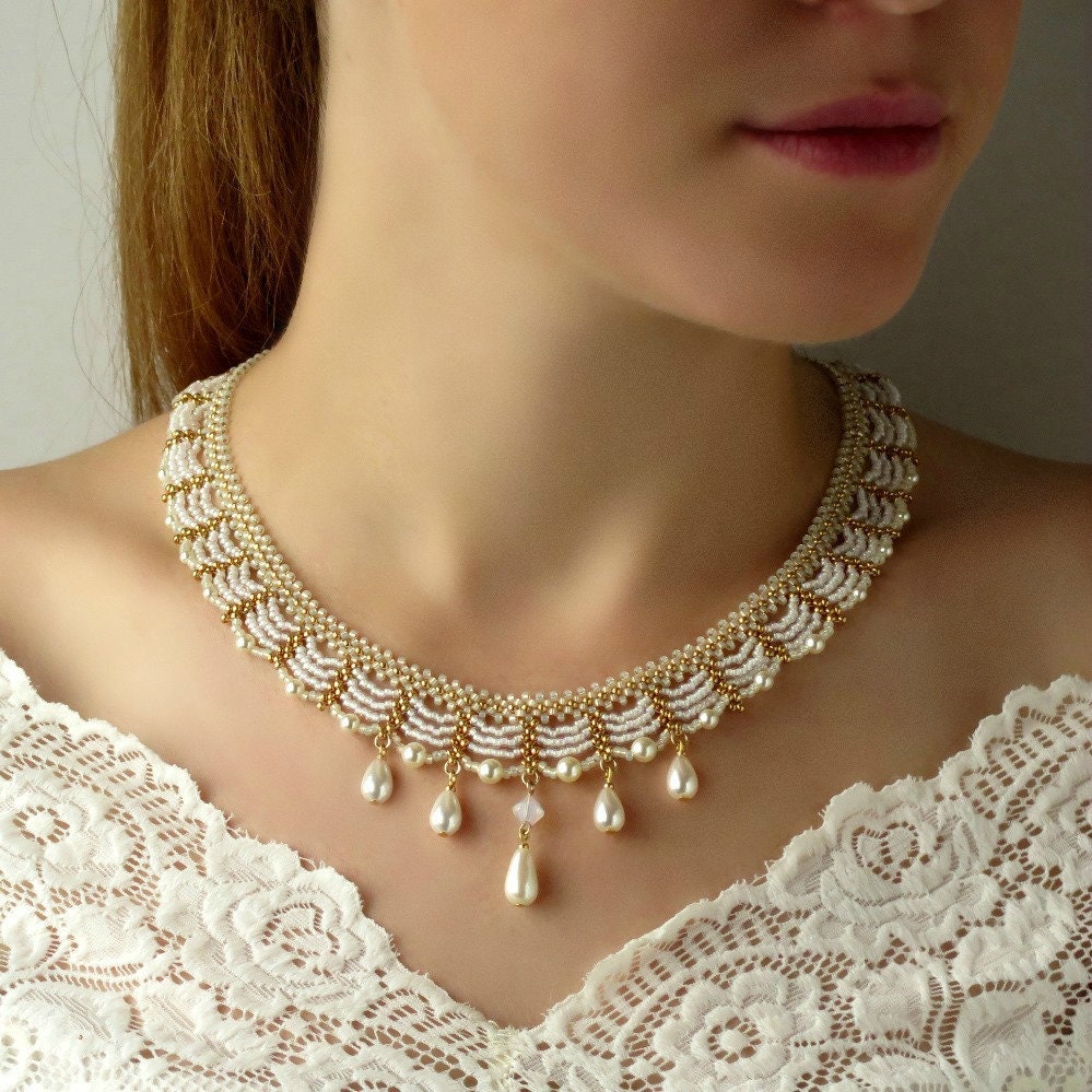 Perlen-Hochzeits-Halskette Für Bräute, Swarovski-Perle Und Weißgold Perlen Halskette von LioraBJewelry