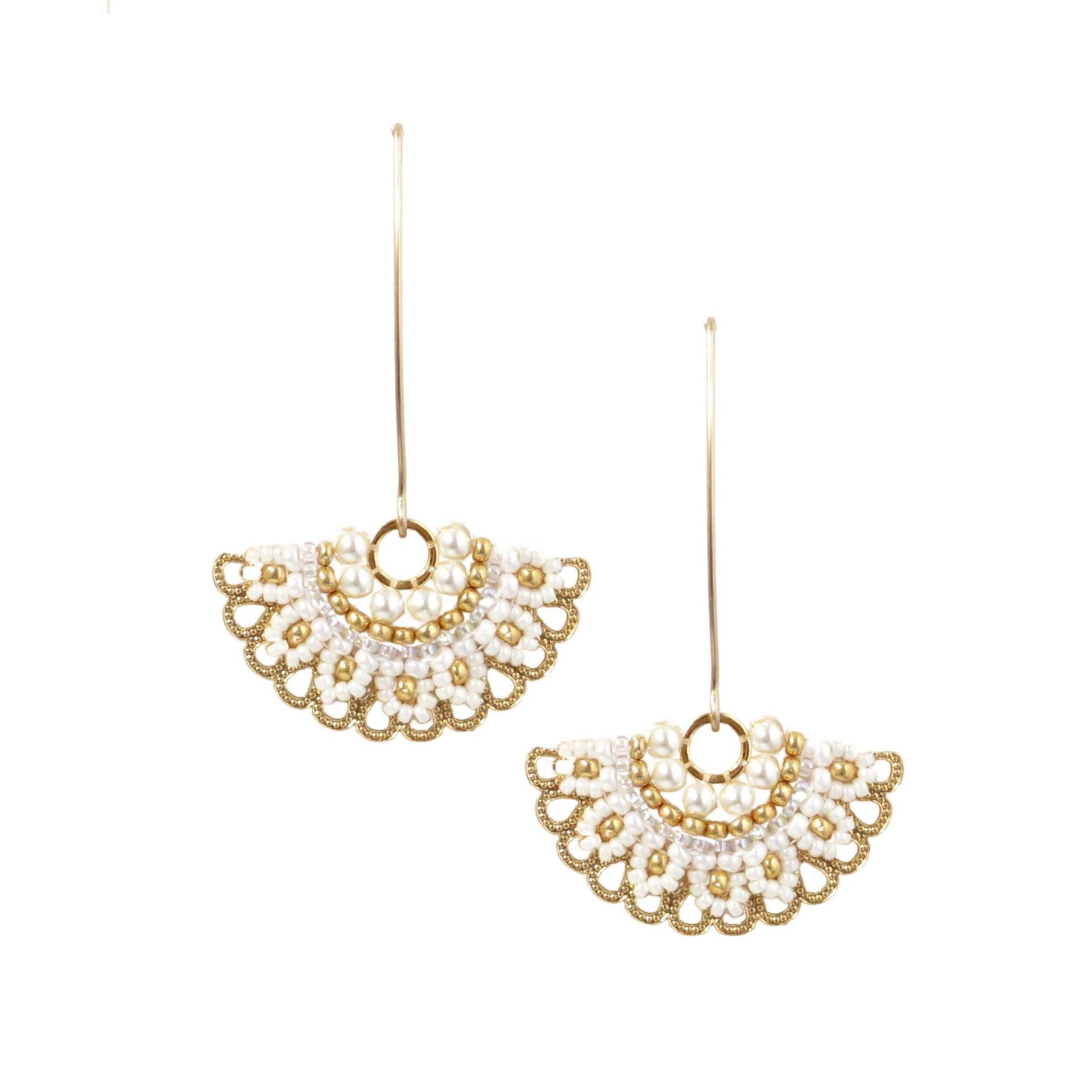 Perlen Hochzeit Ohrringe Für Bräute, Braut Gold, Perlenfächer Ohrringe, Lange Brautjungfer, Baumeln Frauen von LioraBJewelry