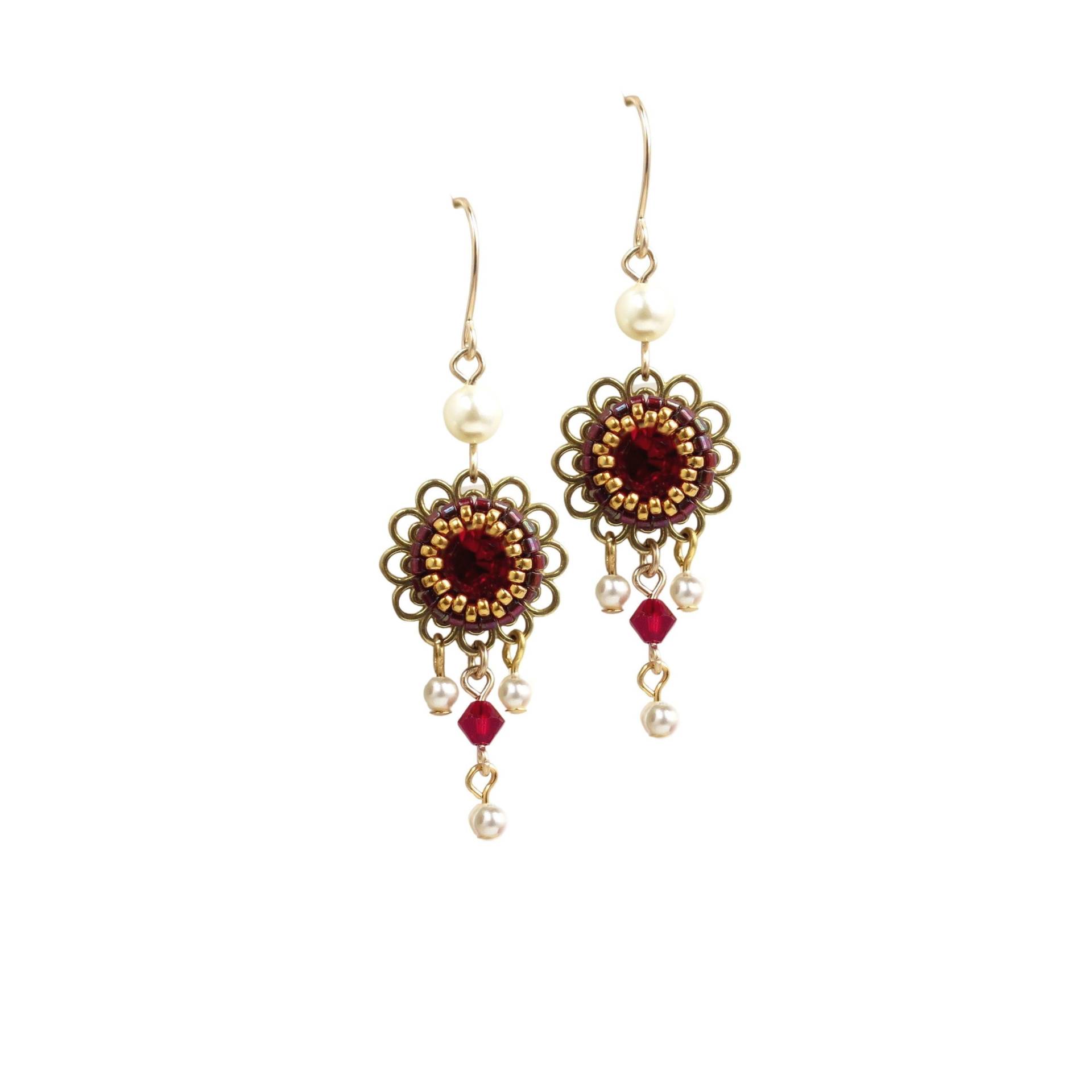 Rote Blume Ohrringe, Kristallohrringe von LioraBJewelry