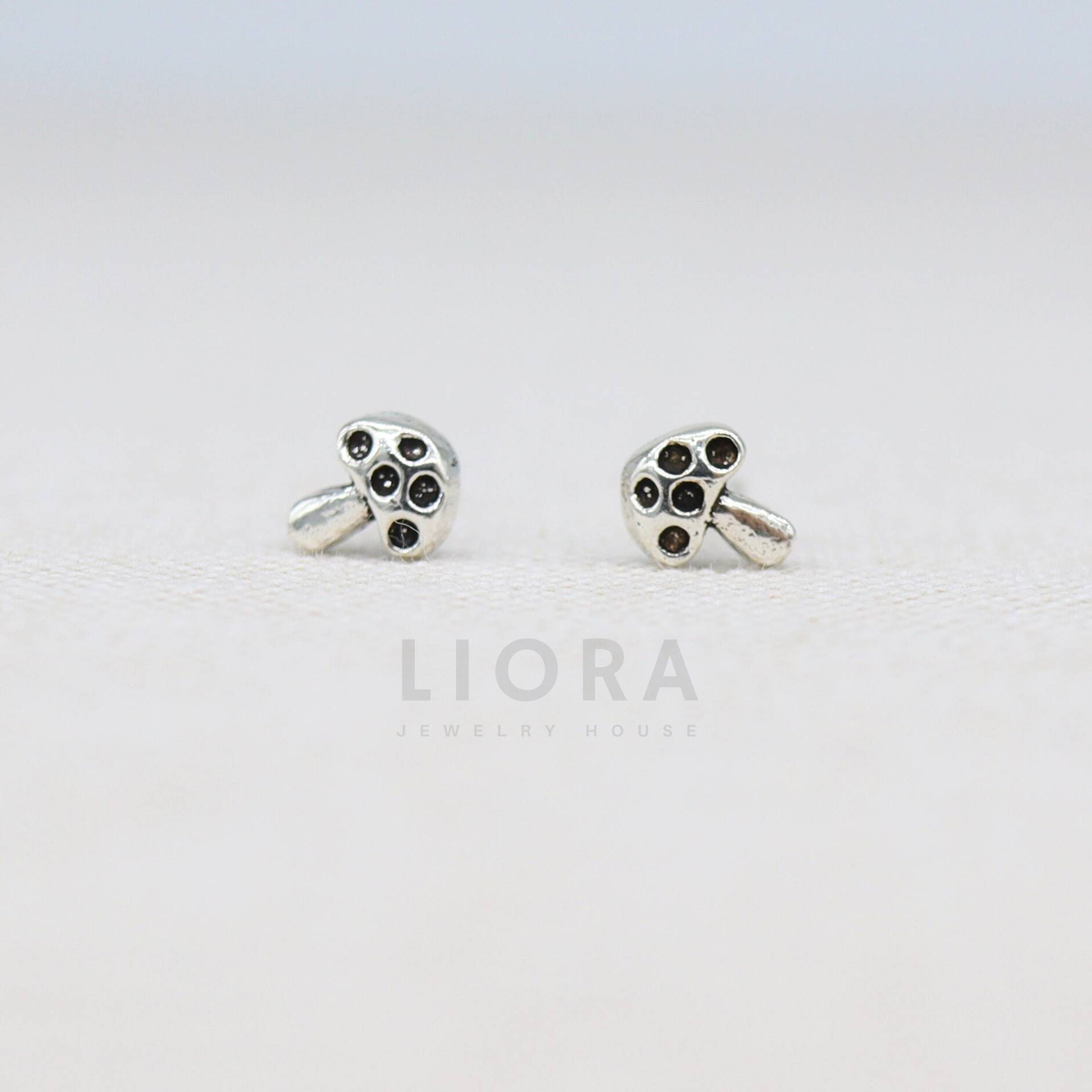 925 Sterling Silber Pilz Ohrstecker, Ohrringe, Schmuck, Kind Ohrringe von Liorajewelryhouse