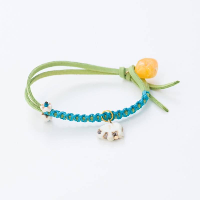 Grünes Wildleder Leder Armband Boho Elefant Anhänger, Jade Stein von LiosiDesigns